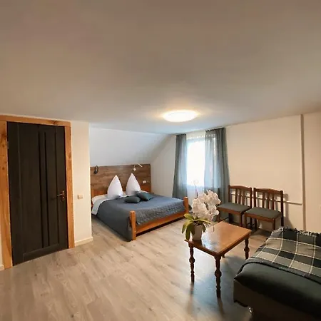 Karpats'kyi Kalejdoskop 3*