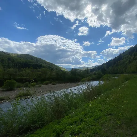 Karpats'kyi Kalejdoskop Slavske