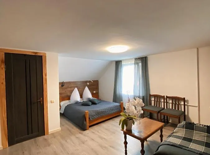 Karpats'kyi Kalejdoskop 3*